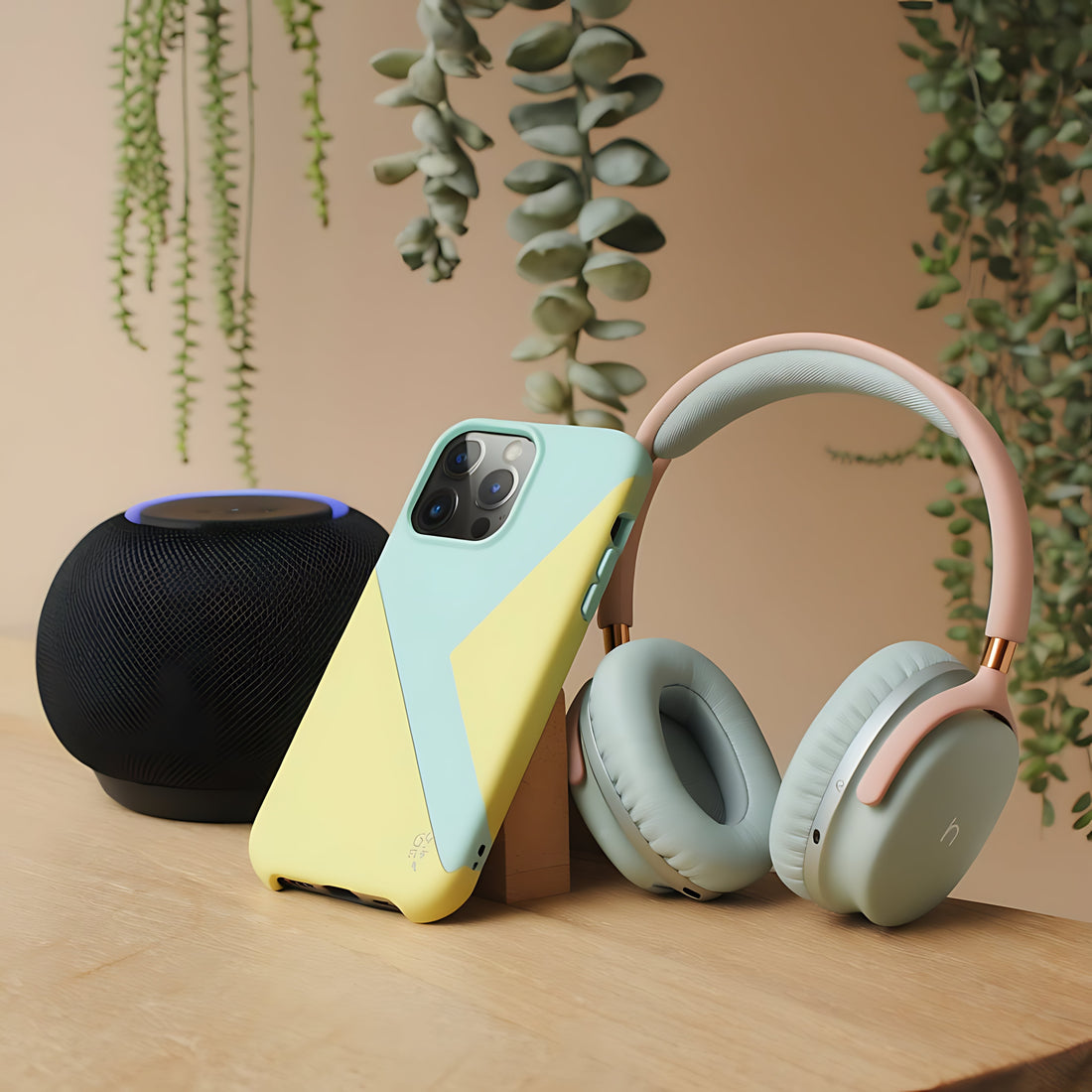 Best Mobile Accessories for iPhone & Android Users in 2025